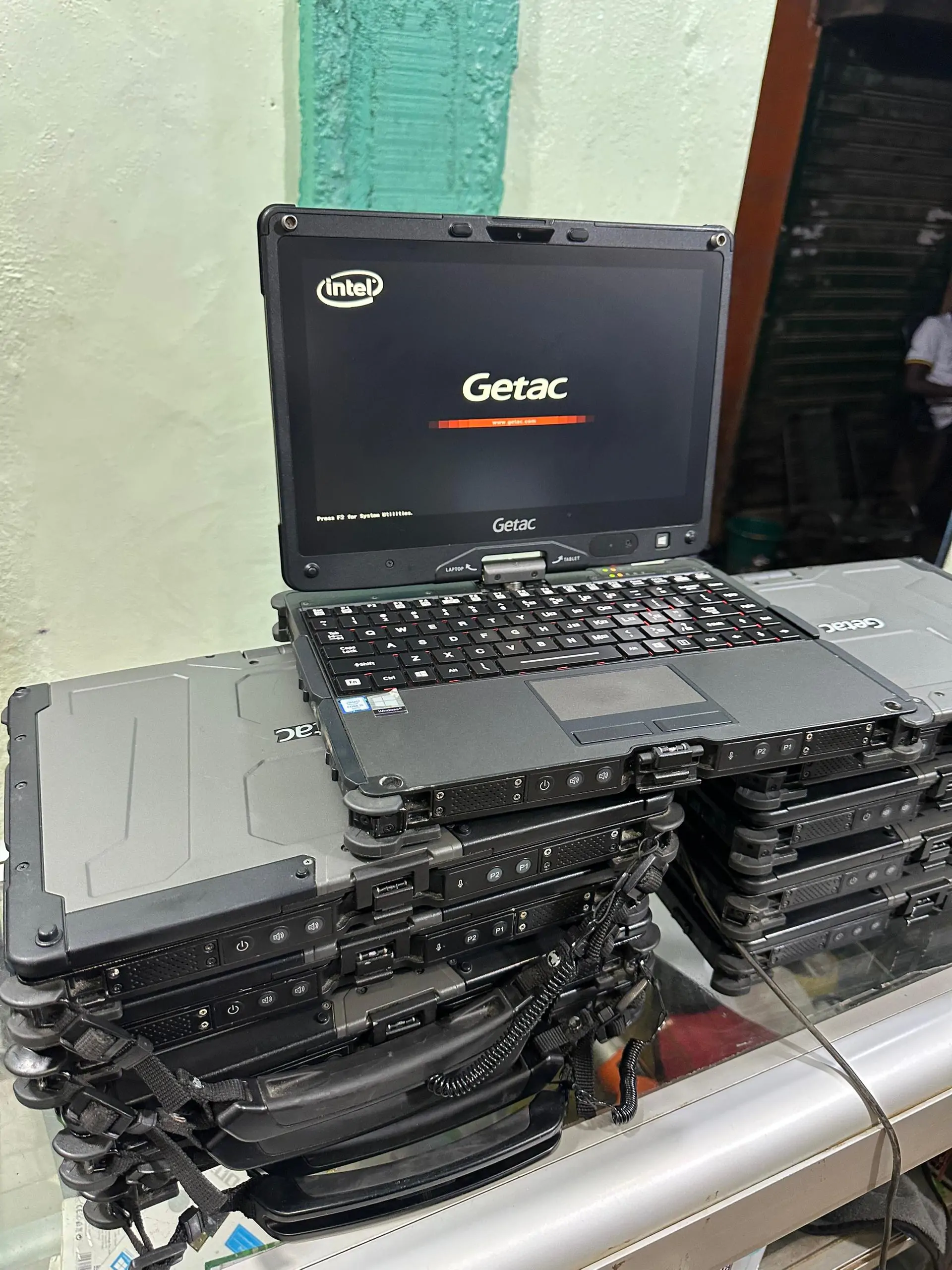 GETac v110 (image 1)