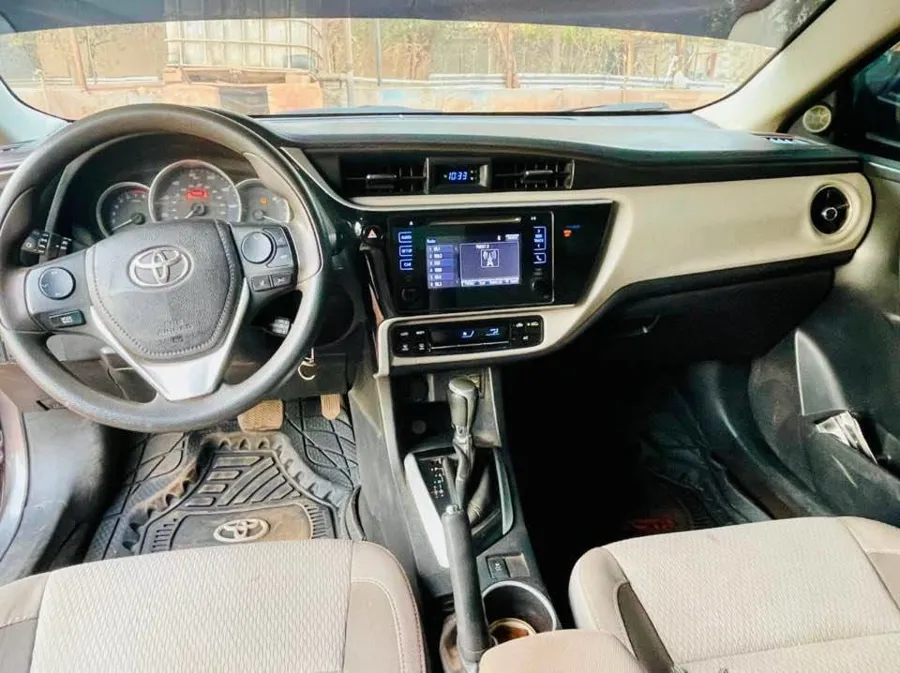 Toyota corolla année 2018 (image 7)