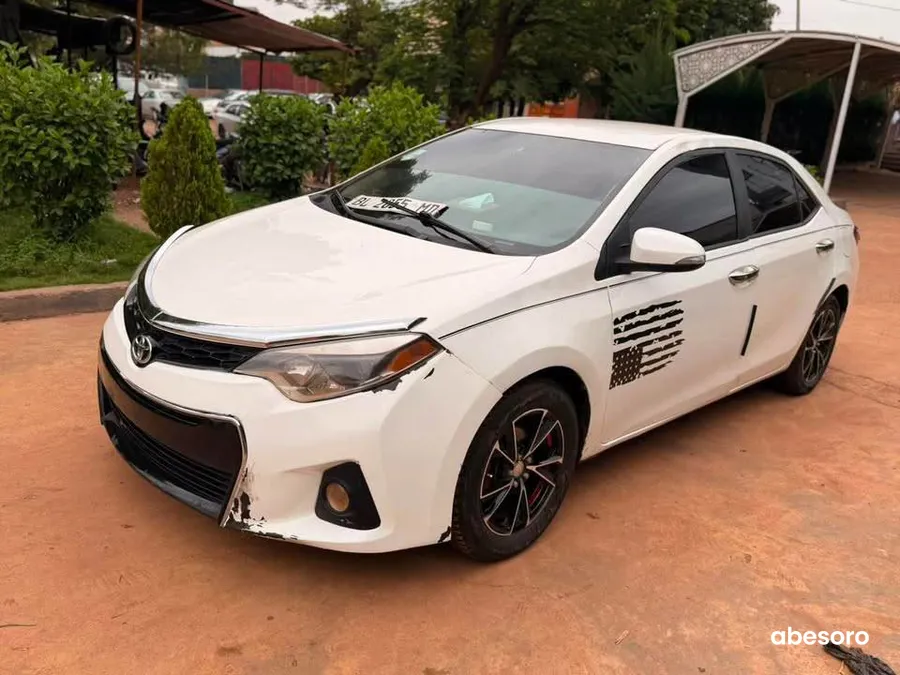 Toyota Corolla 2014 (image 2)