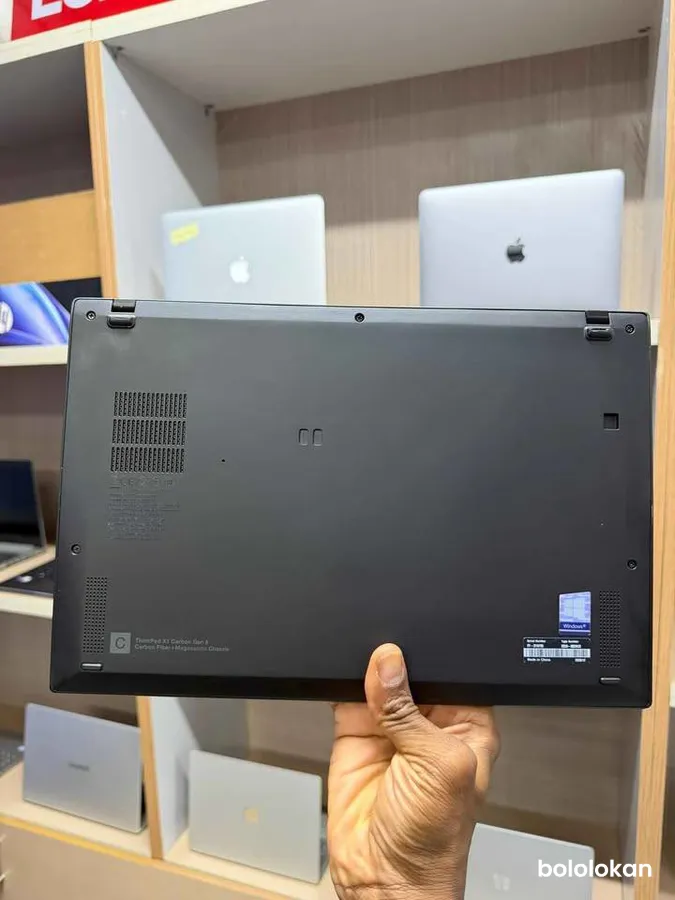 Lenovo Thinkpad X1 carbon Gen 8 (image 2)