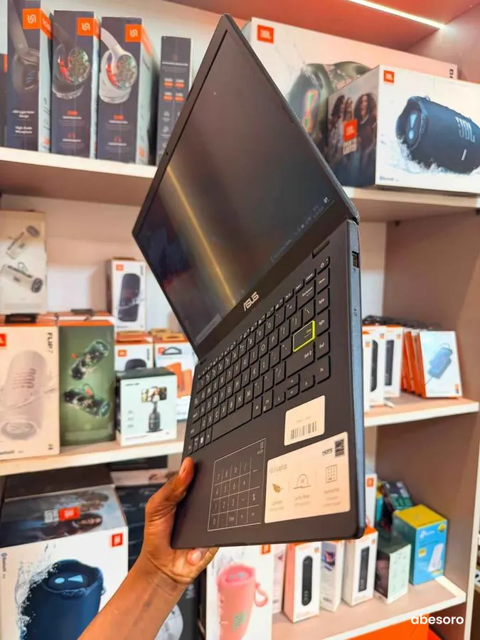 Asus Laptop 14 (image 4)