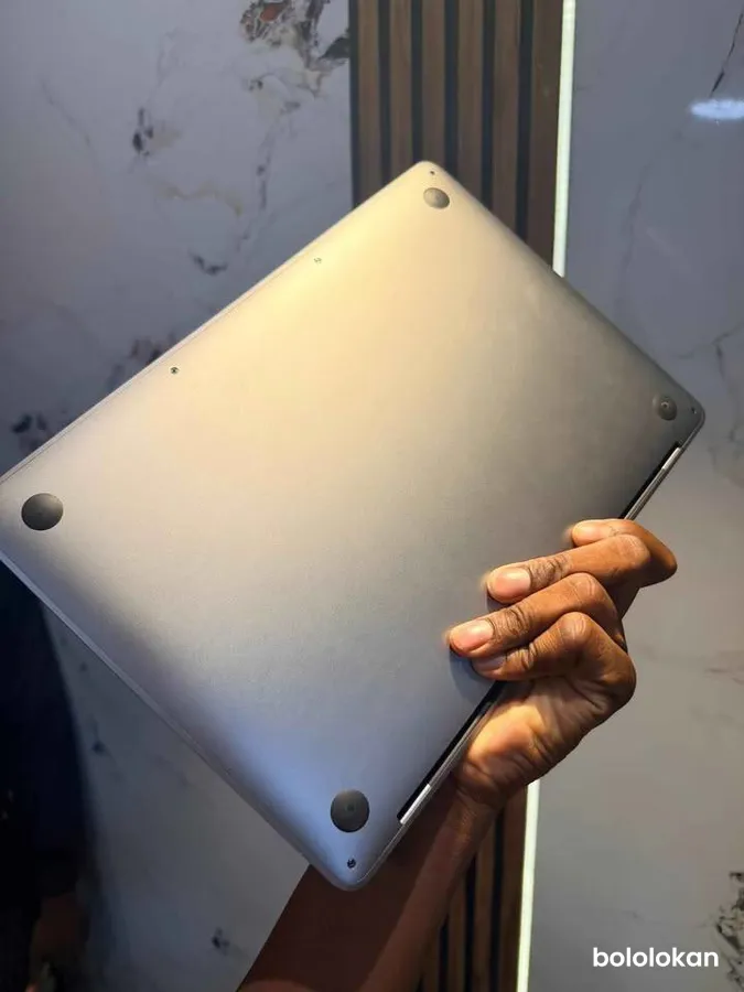 MacBook Pro 16″ 2019 (image 3)