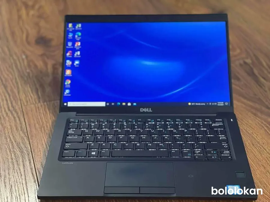 Dell Latitude E7380 (image 3)