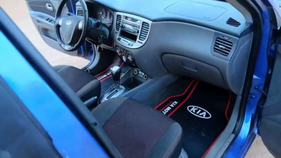 Kia Rio 5 Année 2010 (image 6)