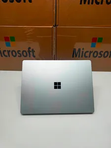 Microsoft Surface Laptop Go