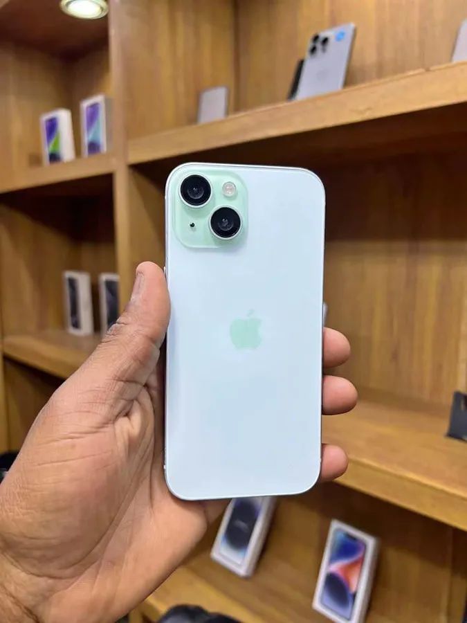 iPhone 15simple 128Go (image 1)