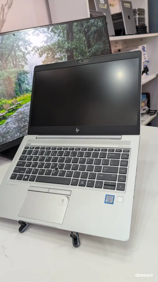Hp EliteBook 840 G5 (image 2)