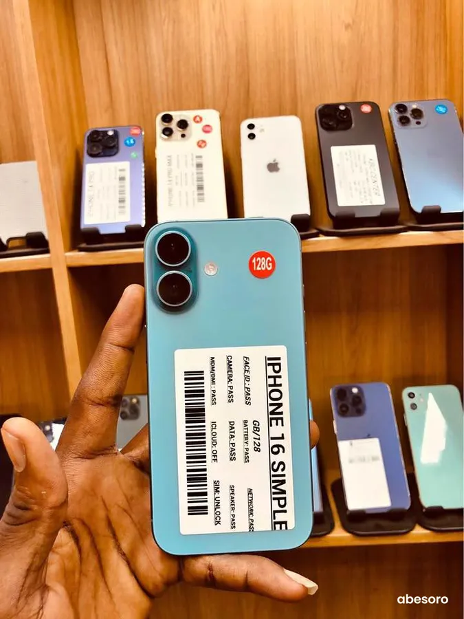 iPhone 16 simple 128 Gb arrivage version américaine (image 1)