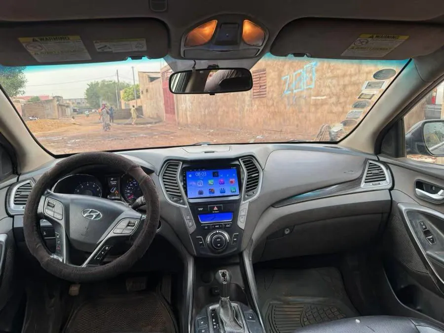 Hyundai Santa Fe 2014 (image 2)