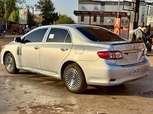 Toyota Corolla LE 2013