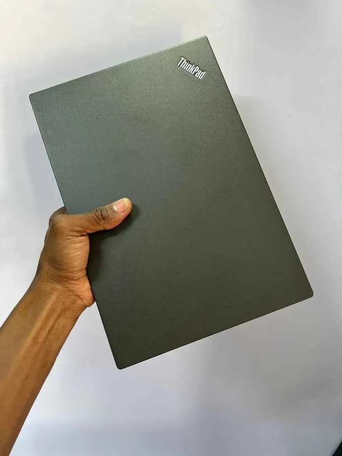 Lenovo ThinkPad x280 (image 5)