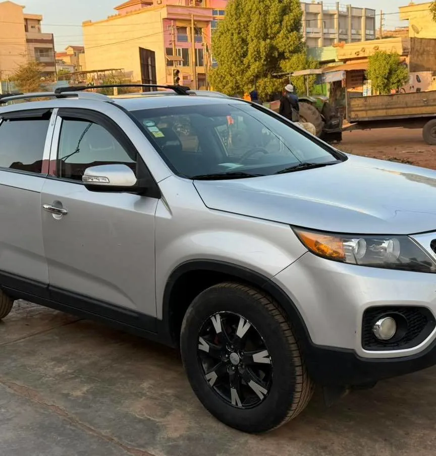 KIA SORENTO ANNÉE 2012 (image 8)