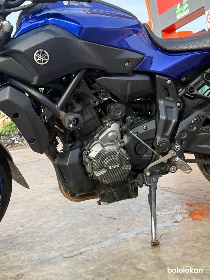 Yamaha Mt 07 année 2017 (image 9)