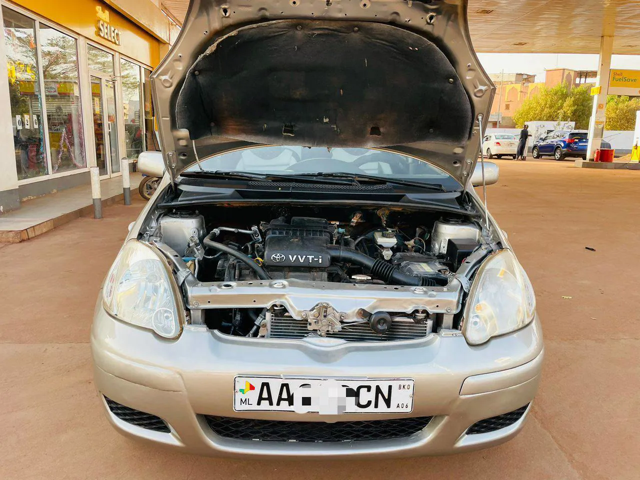 Toyota Yaris 2005 (image 4)