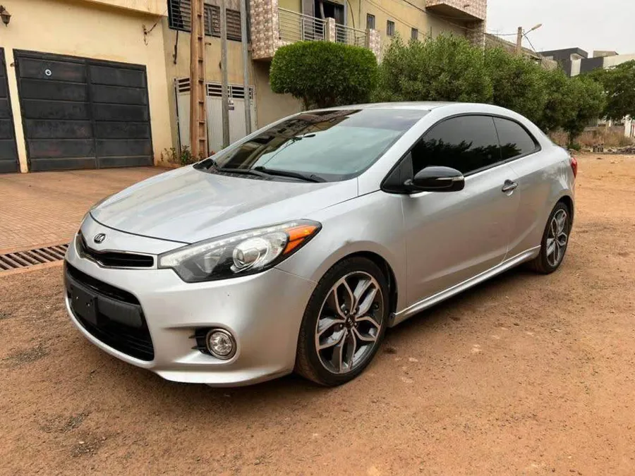 Kia Forte Année 2016 (image 2)