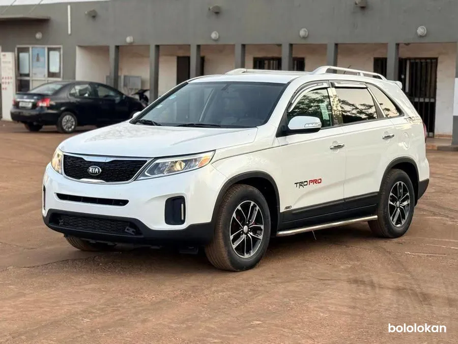 KIA SORENTO ANNÉE 2015 (image 2)