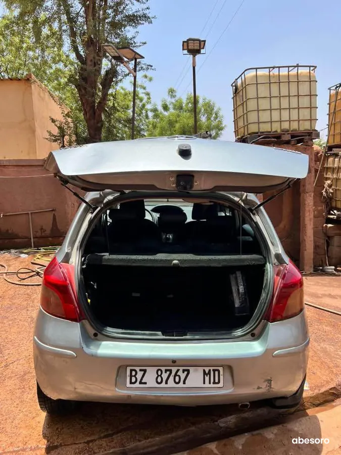 Yaris break (image 4)