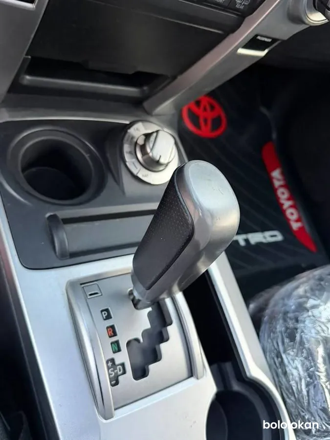 Toyota 4runner limited 2012 (image 4)