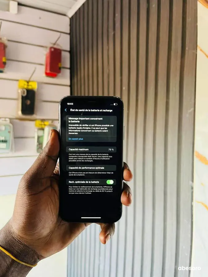 iPhone XR 64 go (image 6)