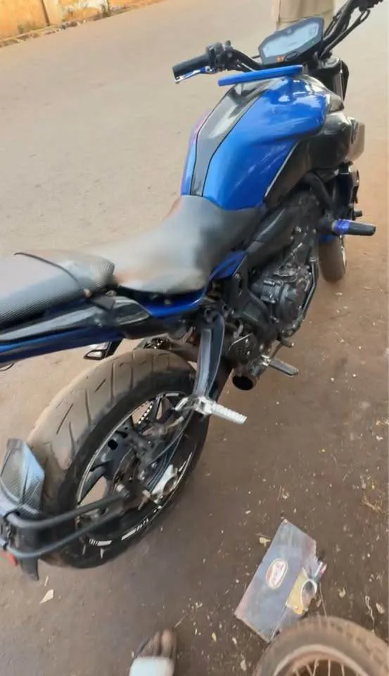 Yamaha MT07 (image 2)