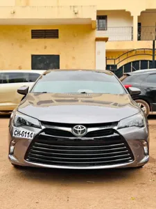 Toyota Camry LE Hybride 2016
