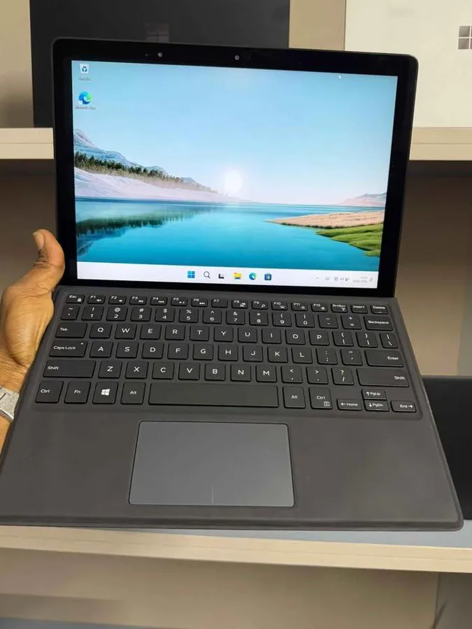 Ordinateur Dell Latitude5285 (image 2)