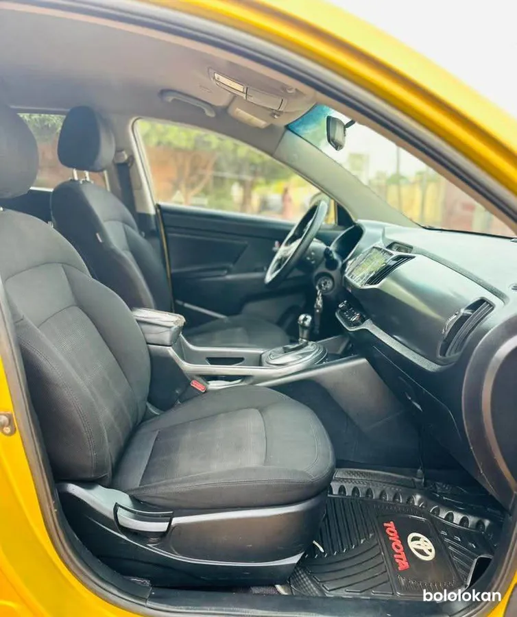 KIA SPORTAGE 2012 (image 8)