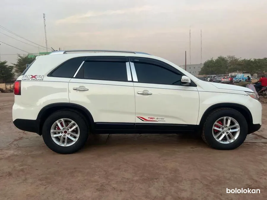 Kia soronto 2015 (image 5)