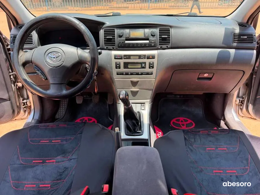 Toyota Corolla-Alfa 2003 (image 2)