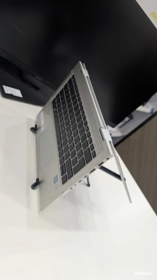 HP EliteBook x360 830 G6 (image 4)