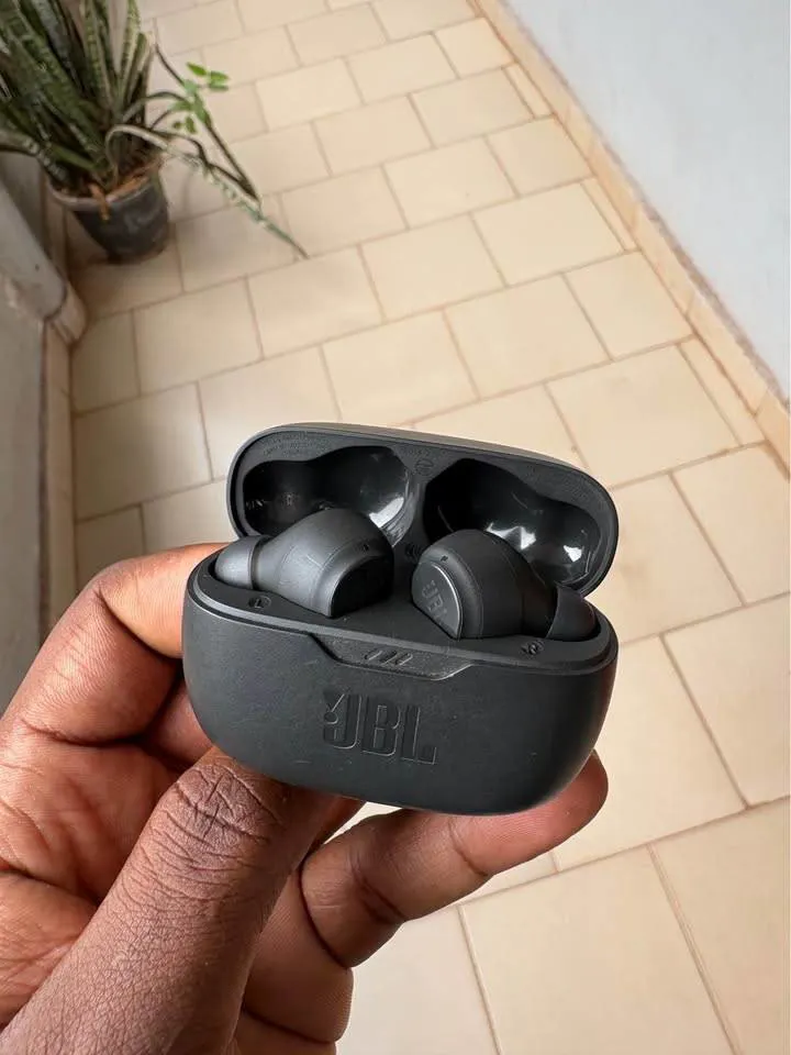 JBL Wave Beam (image 2)