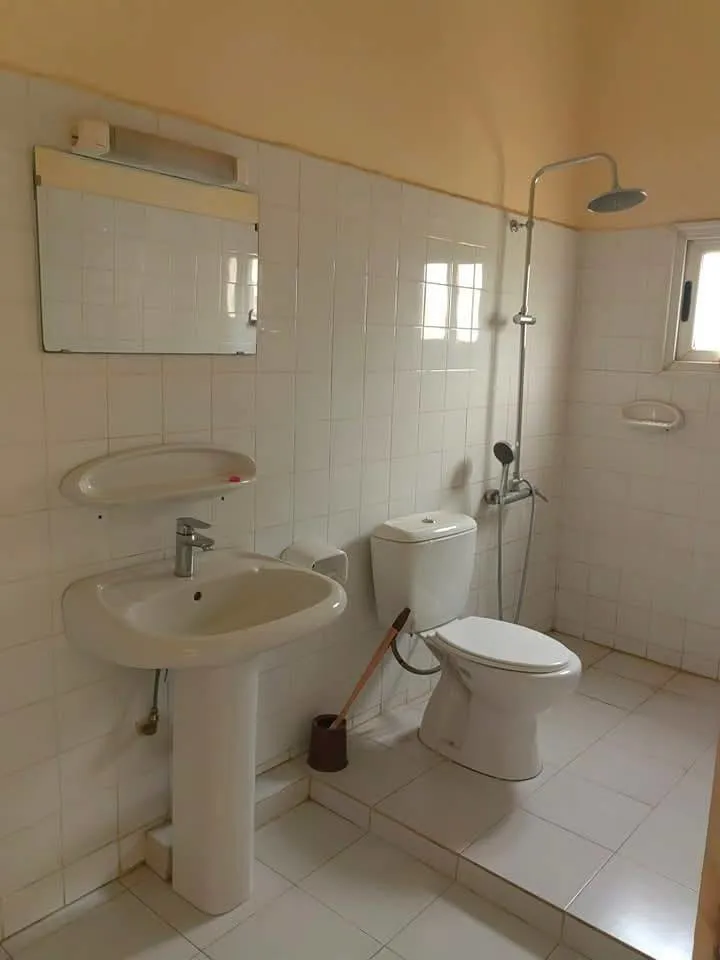 Une villa duplex à Sotuba (image 8)