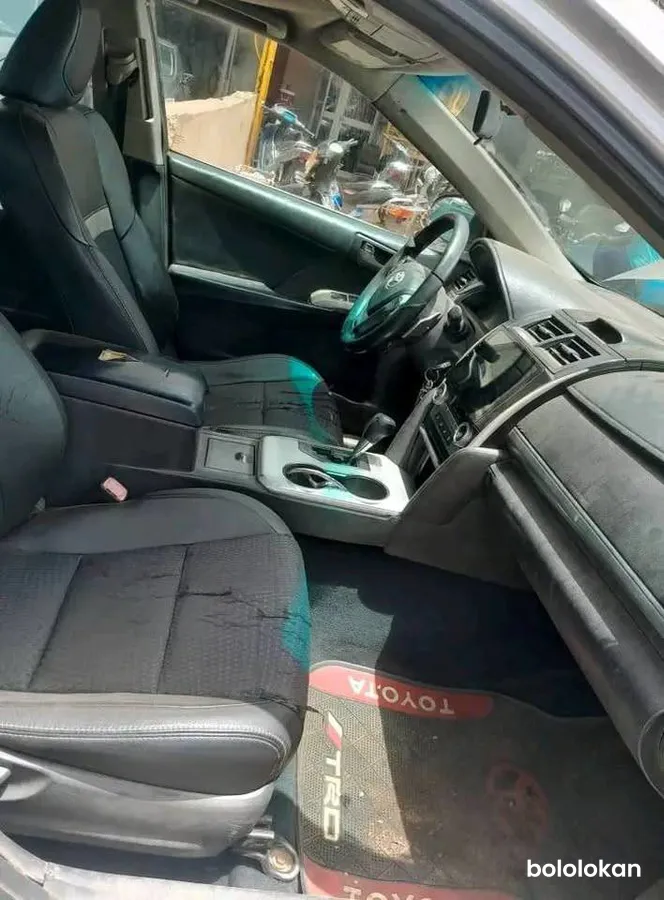 Toyota Camry 2014 (image 7)