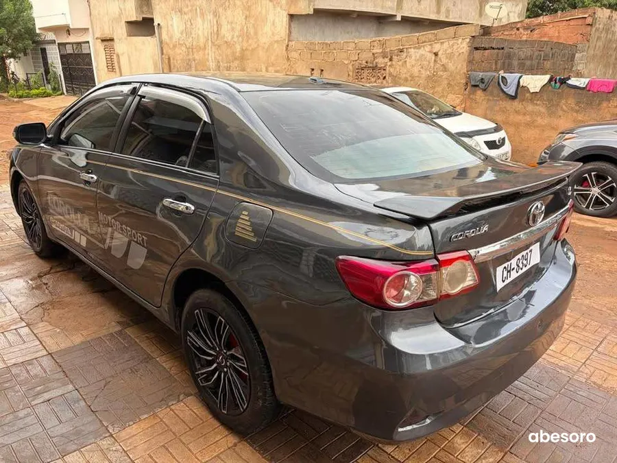 Toyota Corolla S 2012 (image 3)