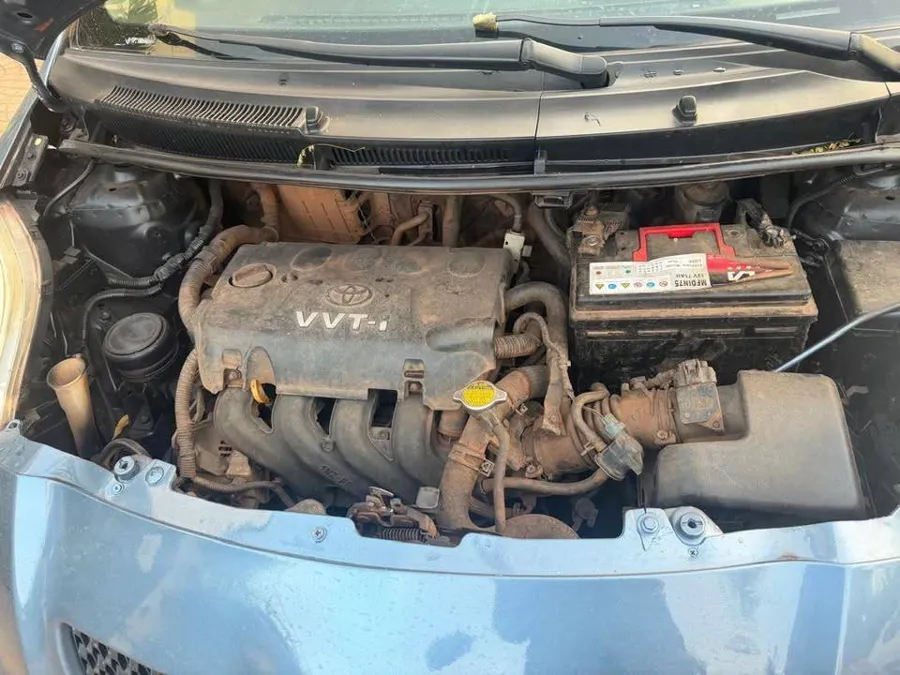 Toyota Yaris Break 2009 (image 8)