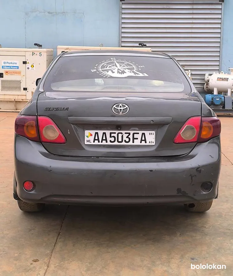 Toyota Corolla S Année 2010 (image 6)