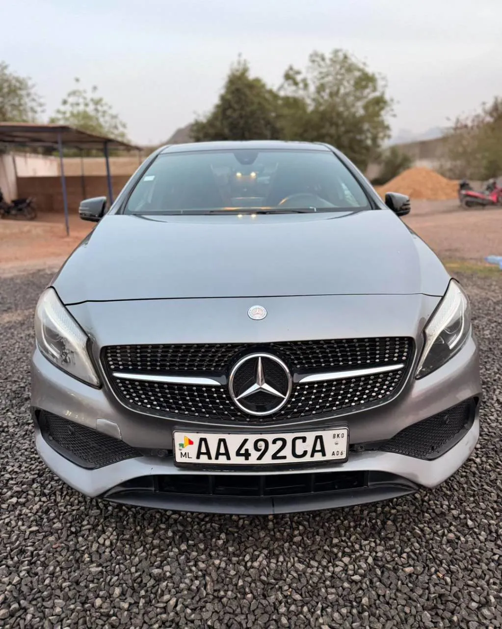 MERCEDES A 180 ANNEE 2016 (image 1)