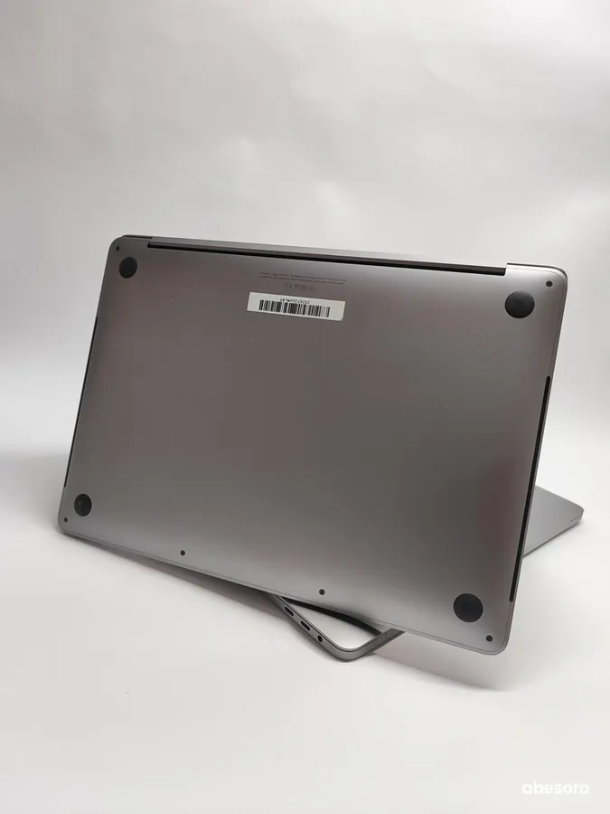 MacBook Pro 2020 13inch TouchBar (image 6)