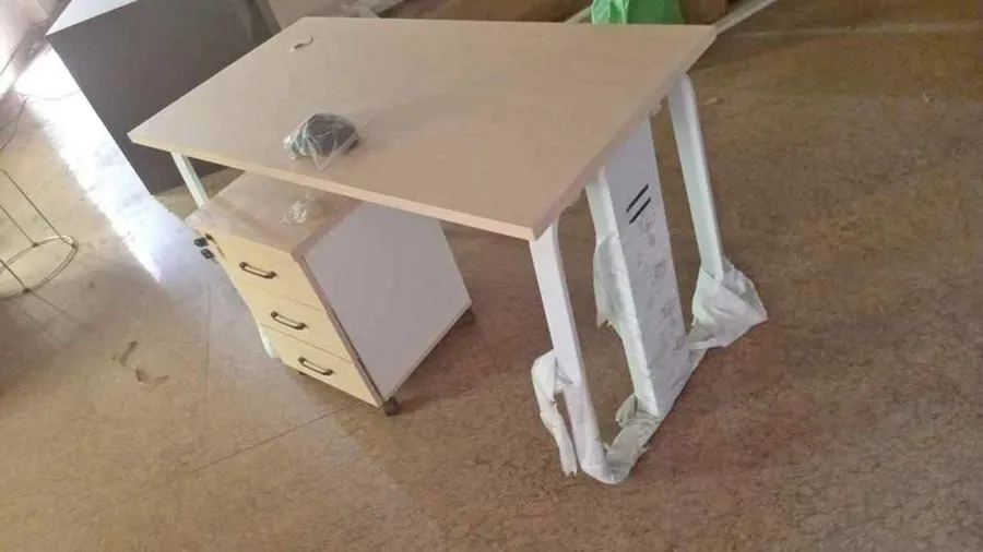 Bureau 1.20m avec tiroir (image 3)