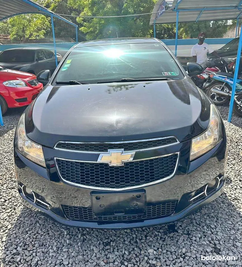 Chevrolet Cruze 2013 (image 1)