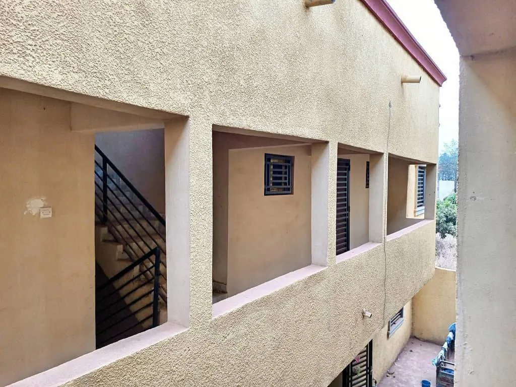 Appartement non meublé de 2 chambres à louer (image 2)