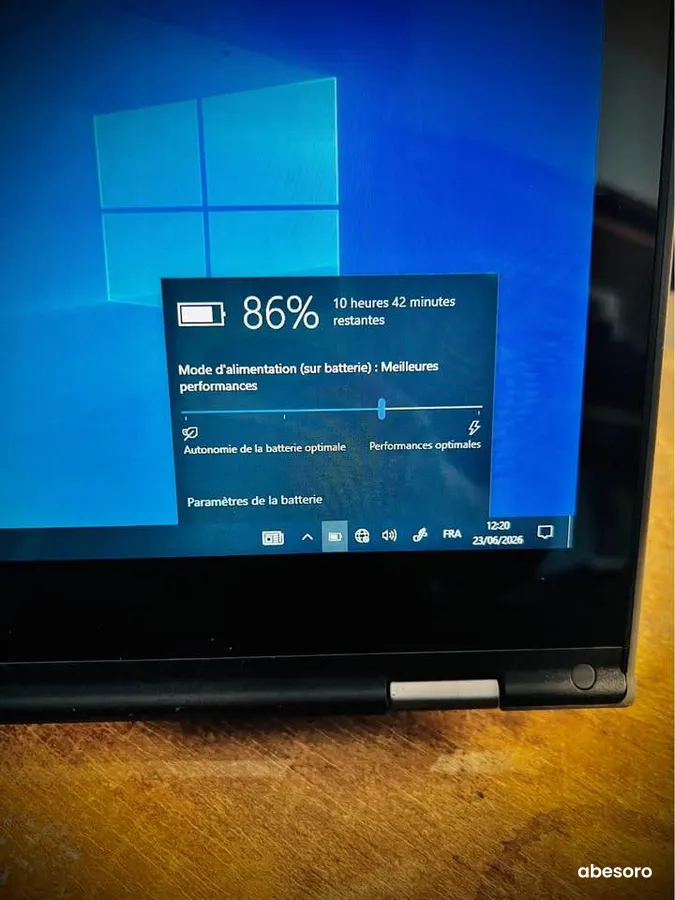 Lenovo yoga 300e 2nd génération (image 2)