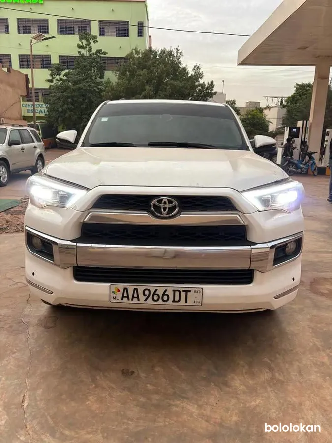 Toyota 4-Runner 2012 (image 7)
