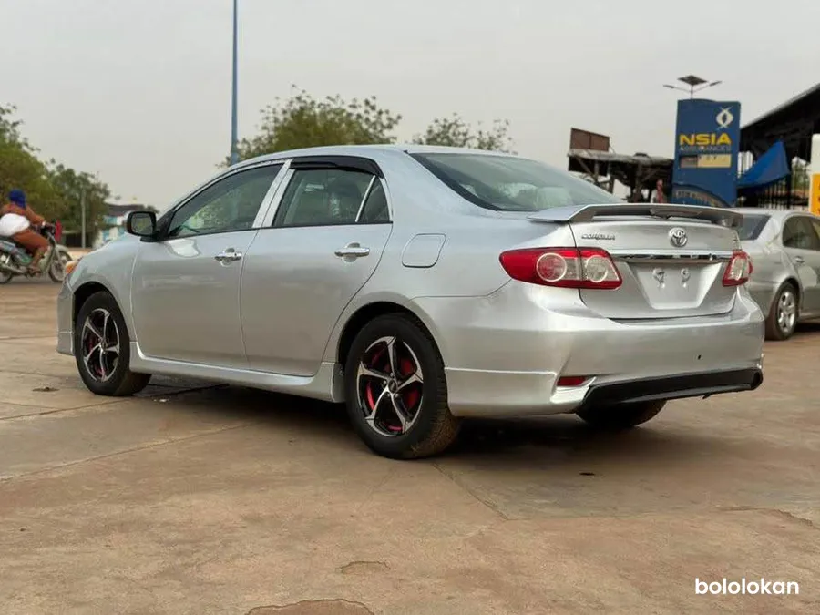 TOYOTA COROLLA LE 2013 (image 7)