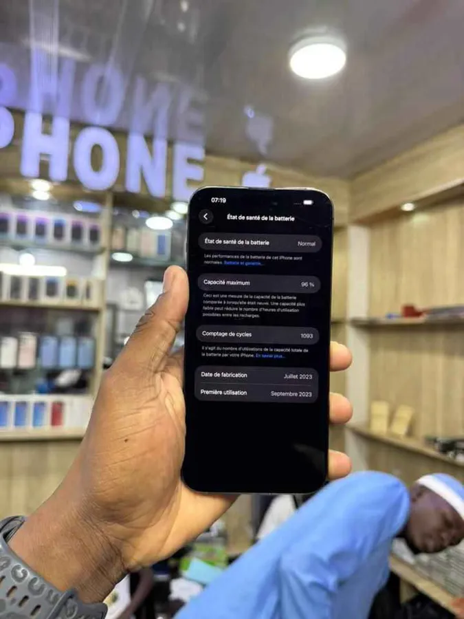 iPhone 📱15Pro Max 512Gb 2SIM authentique (image 2)
