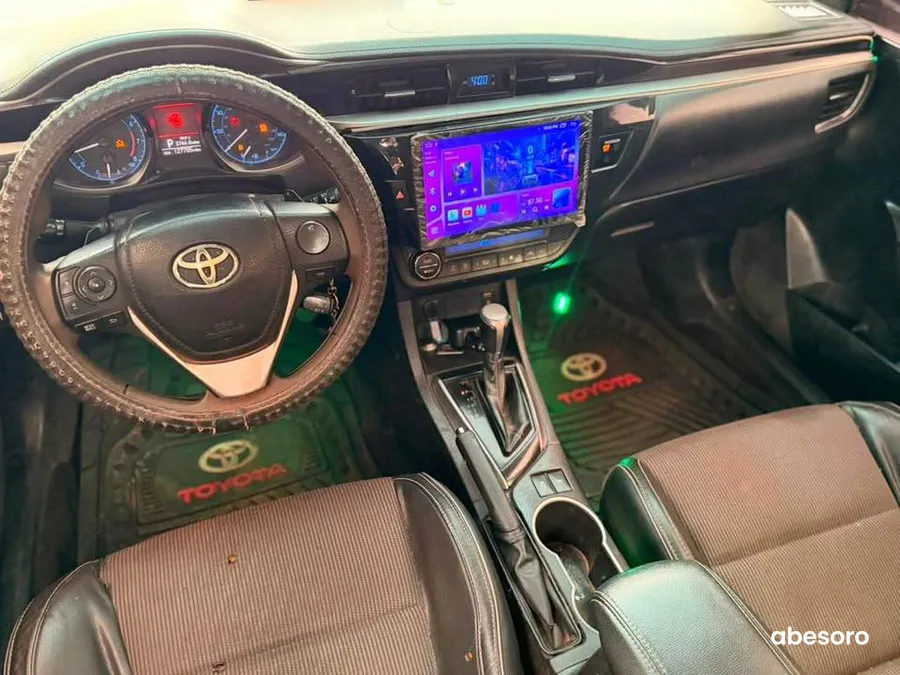 Toyota Corolla 2014 (image 10)