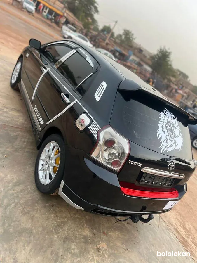 Toyota COROLLA Drogba 2005 (image 5)