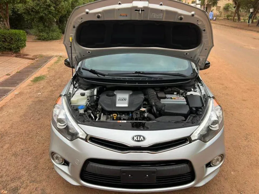 Kia Forte Année 2016 (image 7)