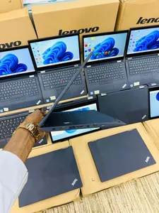 Lenovo ThinkPad X380 Yoga – Core i5 8ᵉ Génération ✨ État comme neuf – Reconditionné en carton 📦