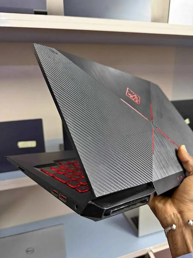Ordinateur hp Omen 15-ce0xx-Gaming (image 1)